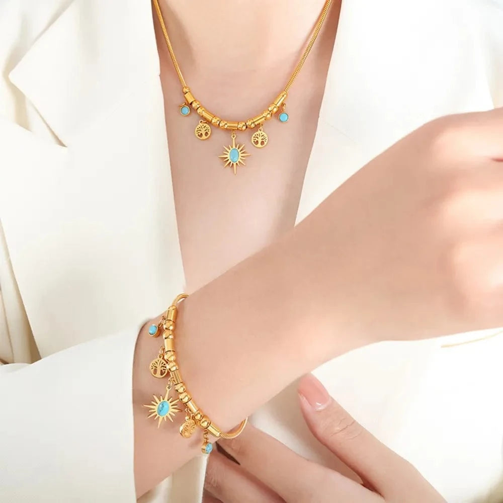 Gold-Plated Titanium Steel Charm Bracelet - Fashorio