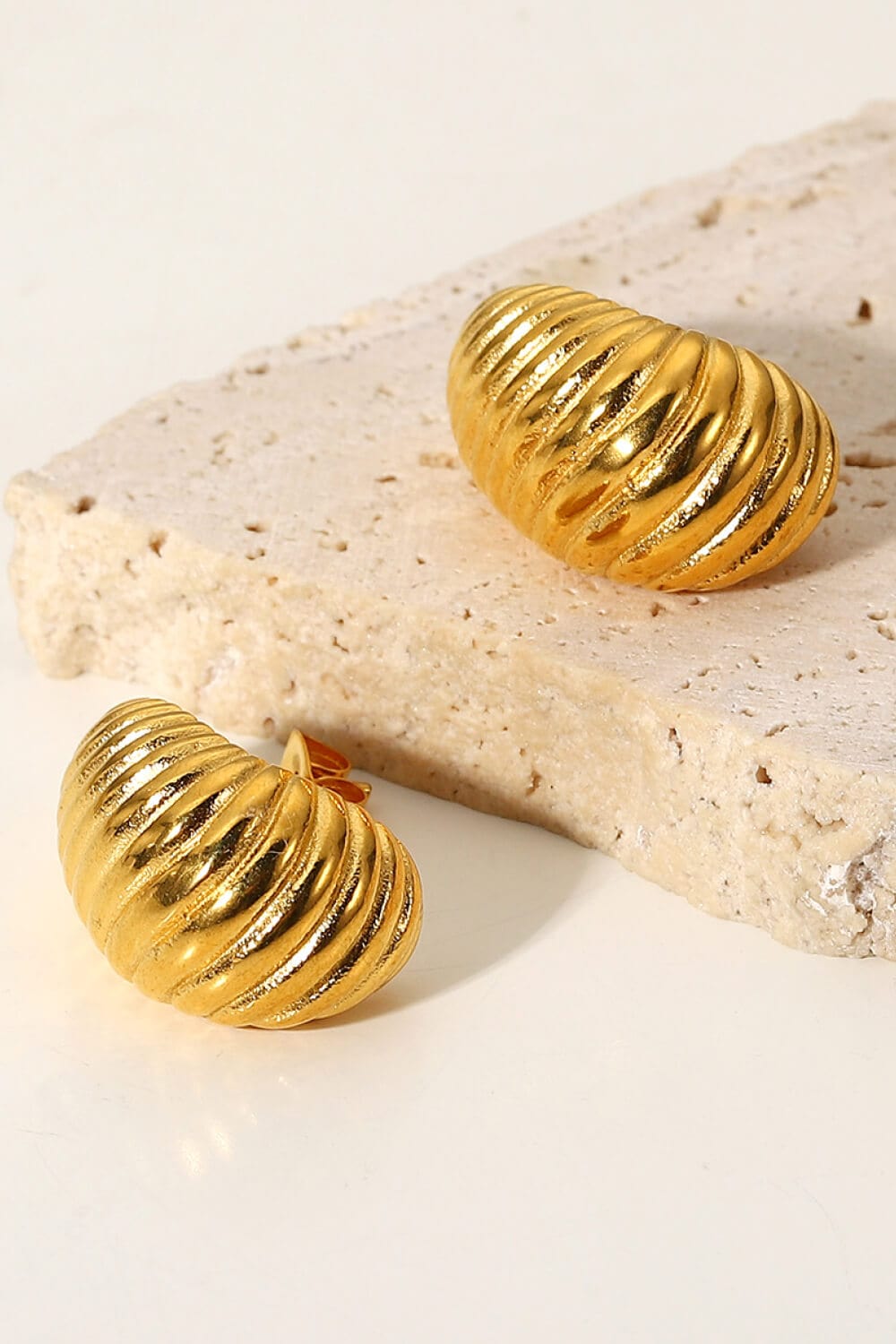 Shell Shore Spiral Stud Earrings - Fashorio