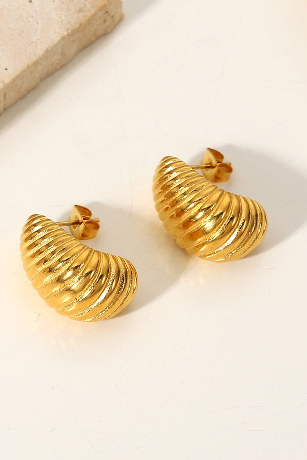 Shell Shore Spiral Stud Earrings - Fashorio