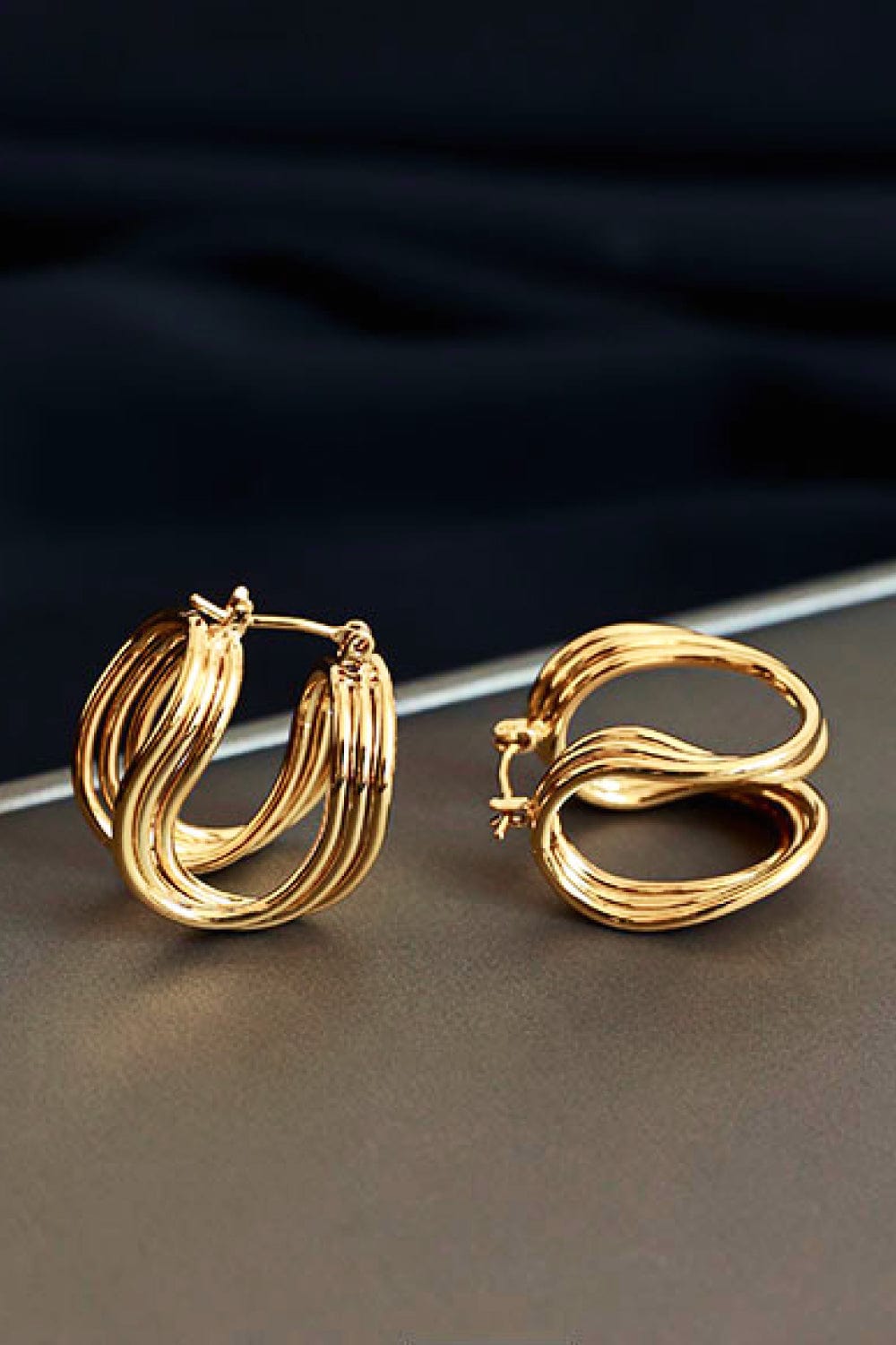 U-Shaped Hoop Earrings - Fashorio