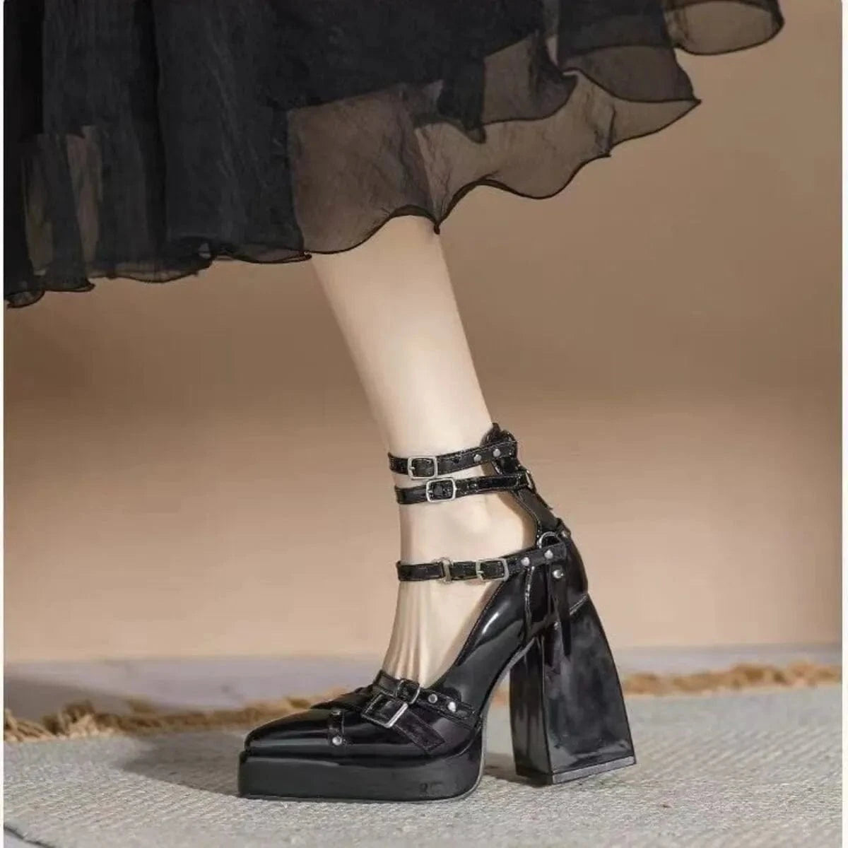 Gothic Platform Pumps with Multiple Buckle Straps - Fashorio