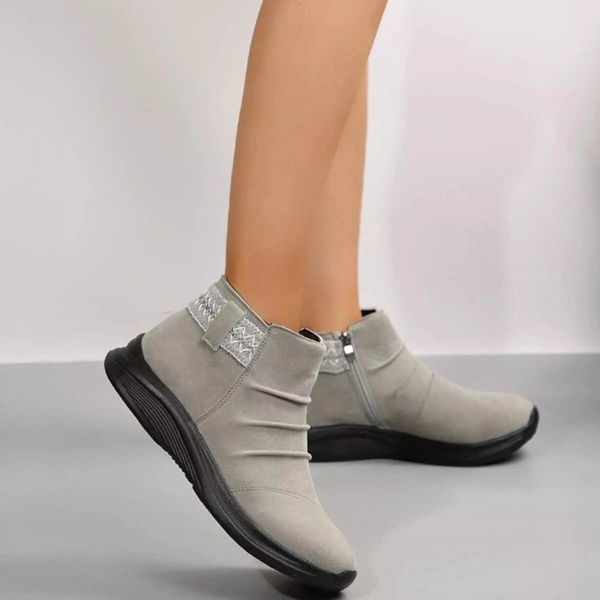 Round Toe Platform Boots Gray - Fashorio
