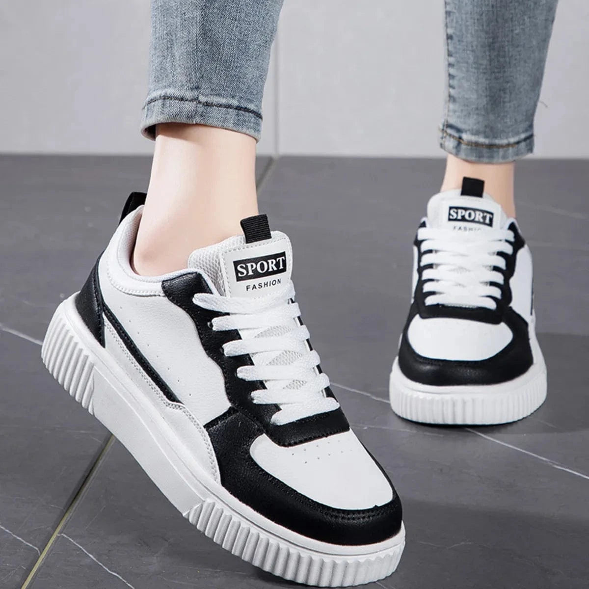 Lace Up Contrast Platform Sneakers - Fashorio