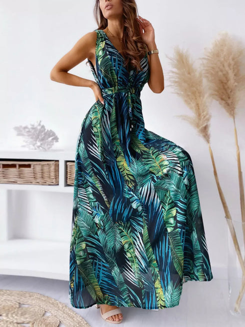 Fashorio Leaf Print Sleeveless Maxi Dress