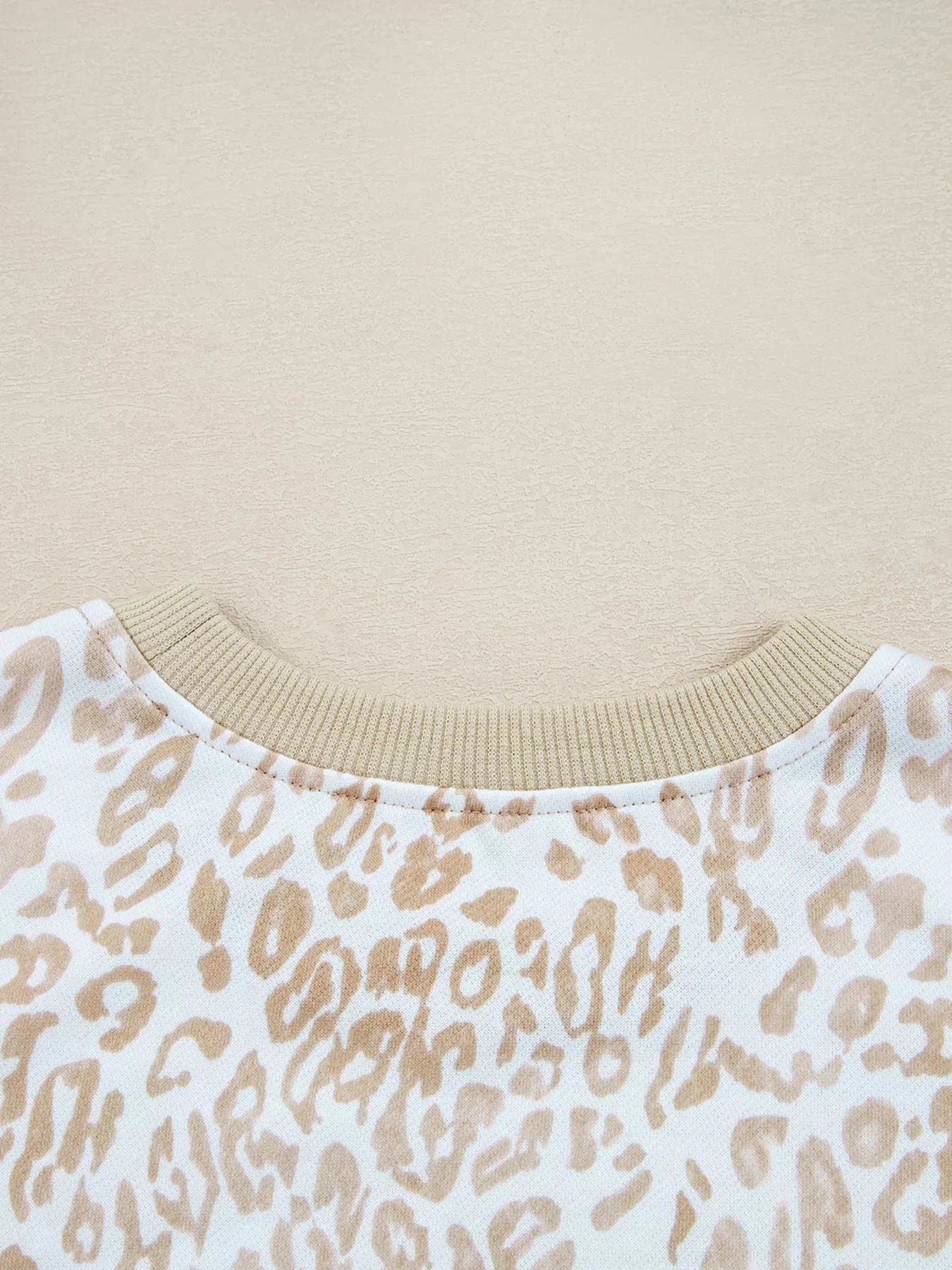 Leopard Ruffle Detail Ribbed Trim Round Neck Sweatshirt - Fashorio