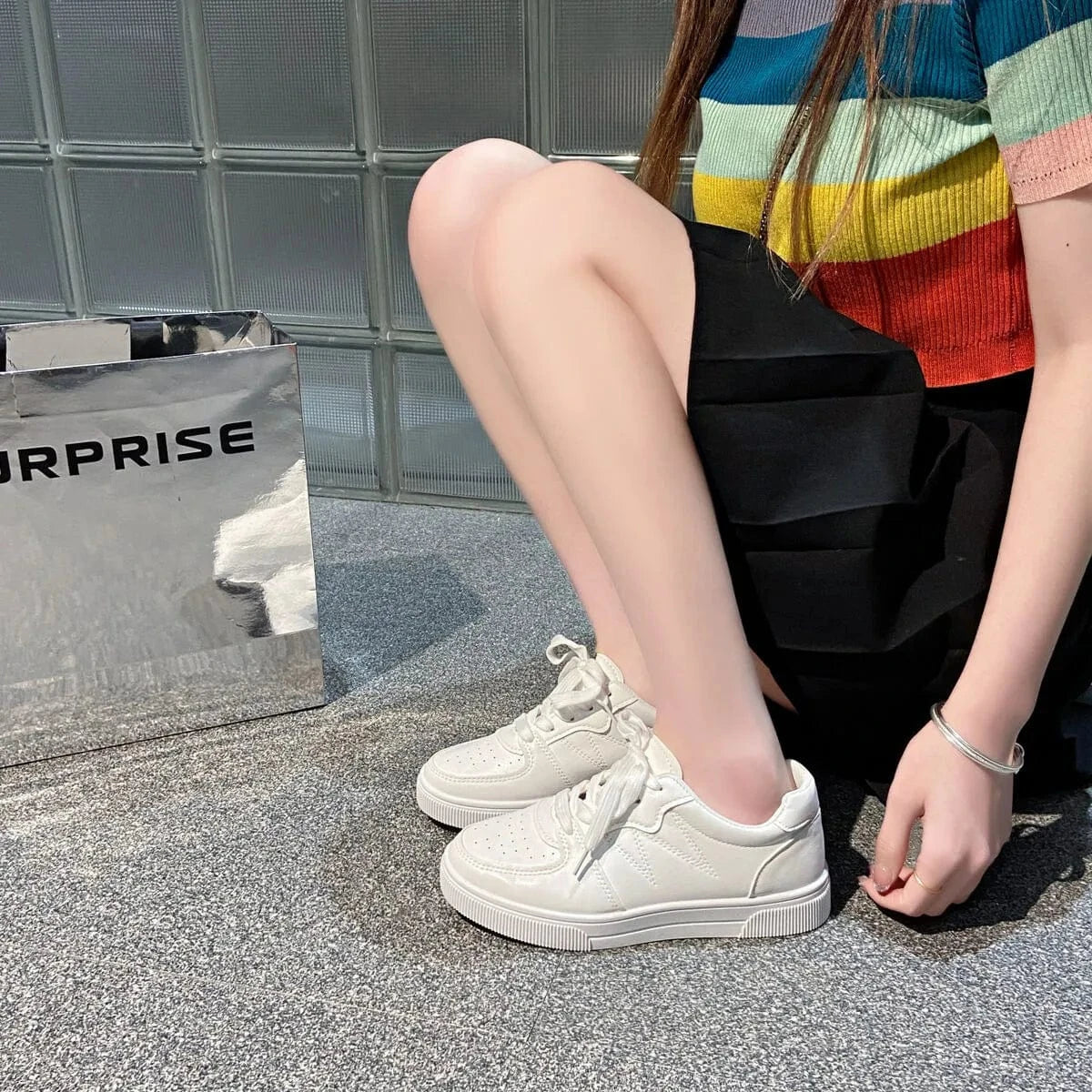 Low-Top Lace-Up Breathable Sneakers - Fashorio