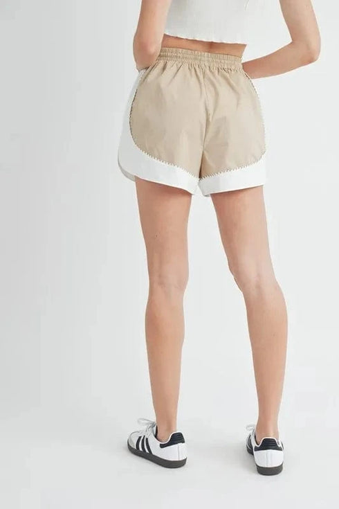 MABLE Drawstring Waist Contrast Trim Detail Shorts - Fashorio