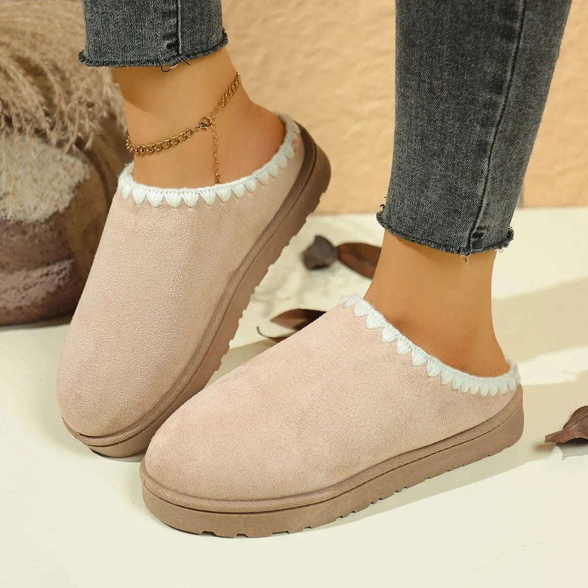 Fleece Lined Round Toe Slippers Off White - Fashorio