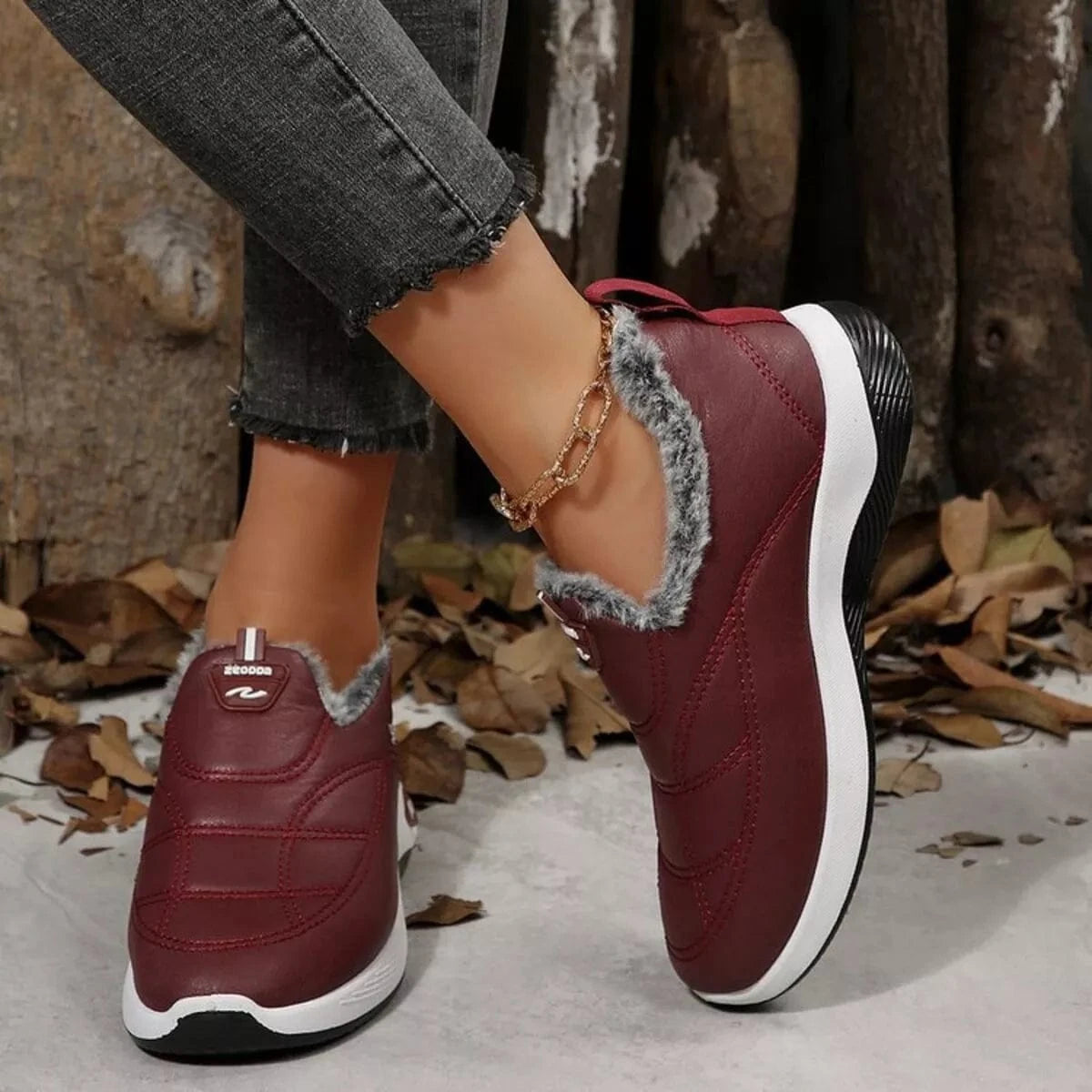 Plush Round Toe Platform Shoes - Fashorio