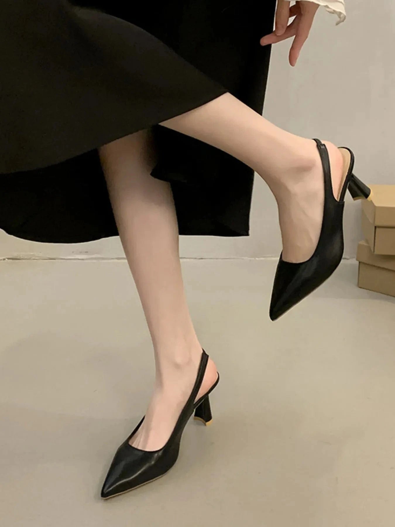 Point Toe Mid Heels Pumps - Fashorio