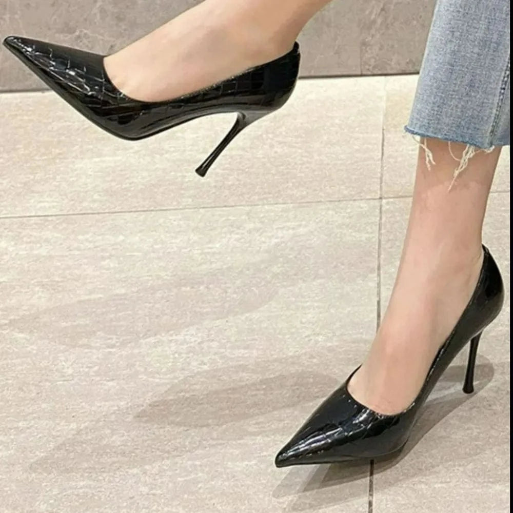 Point Toe Stiletto Pumps - Fashorio