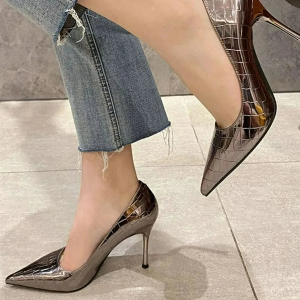 Point Toe Stiletto Pumps - Fashorio