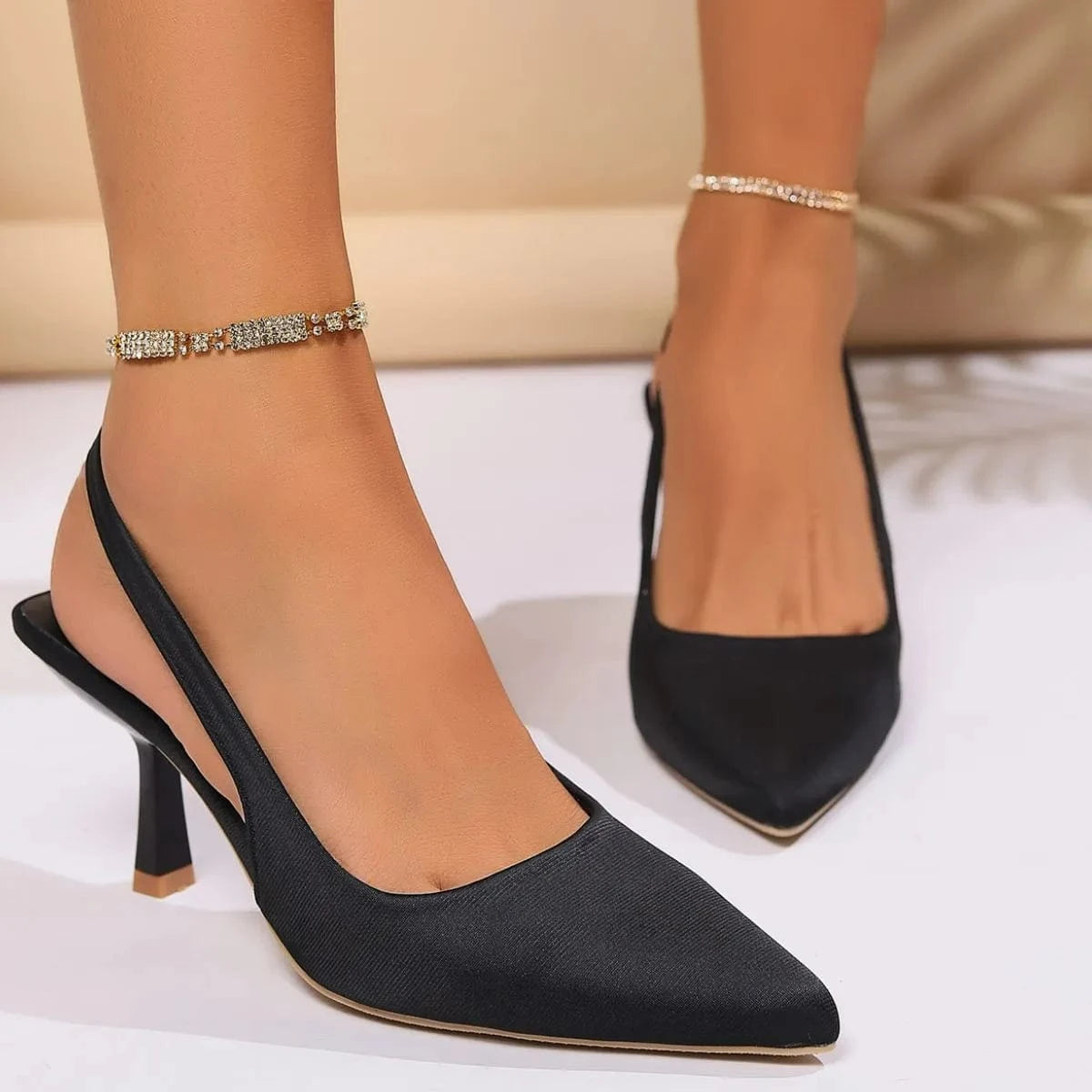 Point Toe Stiletto Pumps - Fashorio
