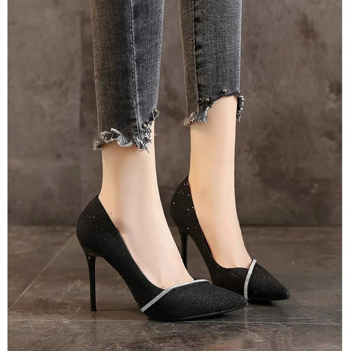 Point Toe Stiletto Pumps - Fashorio