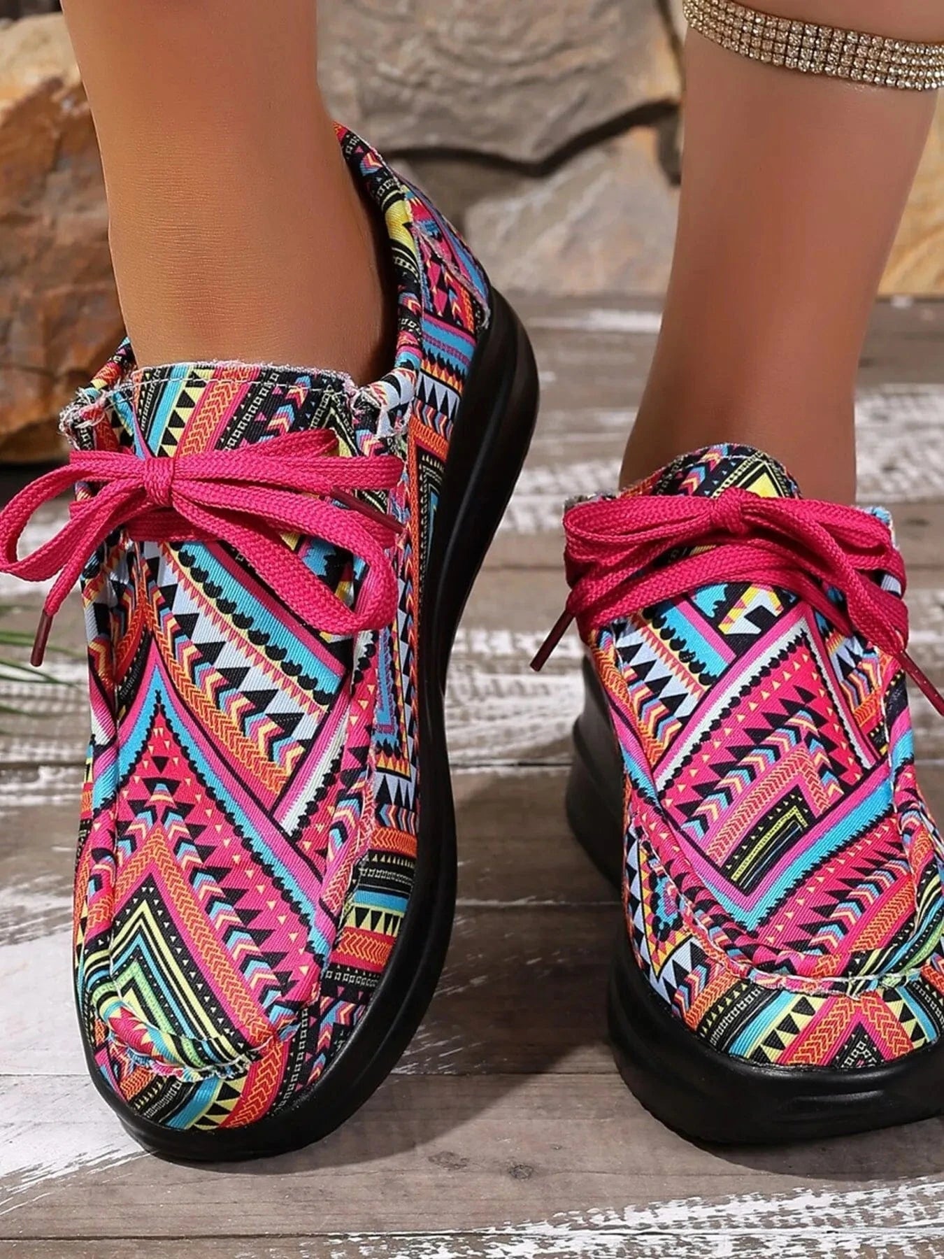 Graffiti Print Platform Sneakers Red - Fashorio