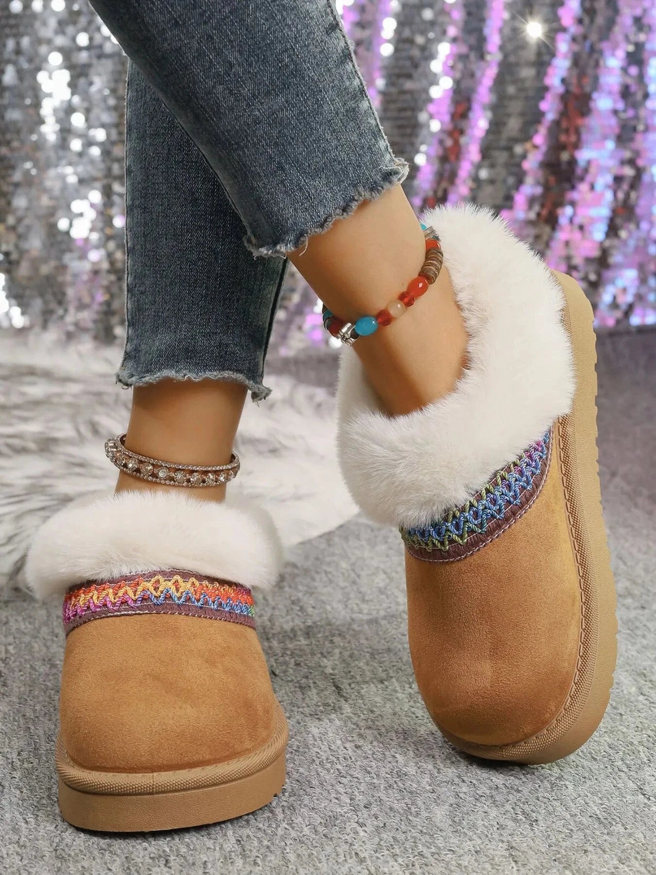 Round Toe Platform Boots - Fashorio