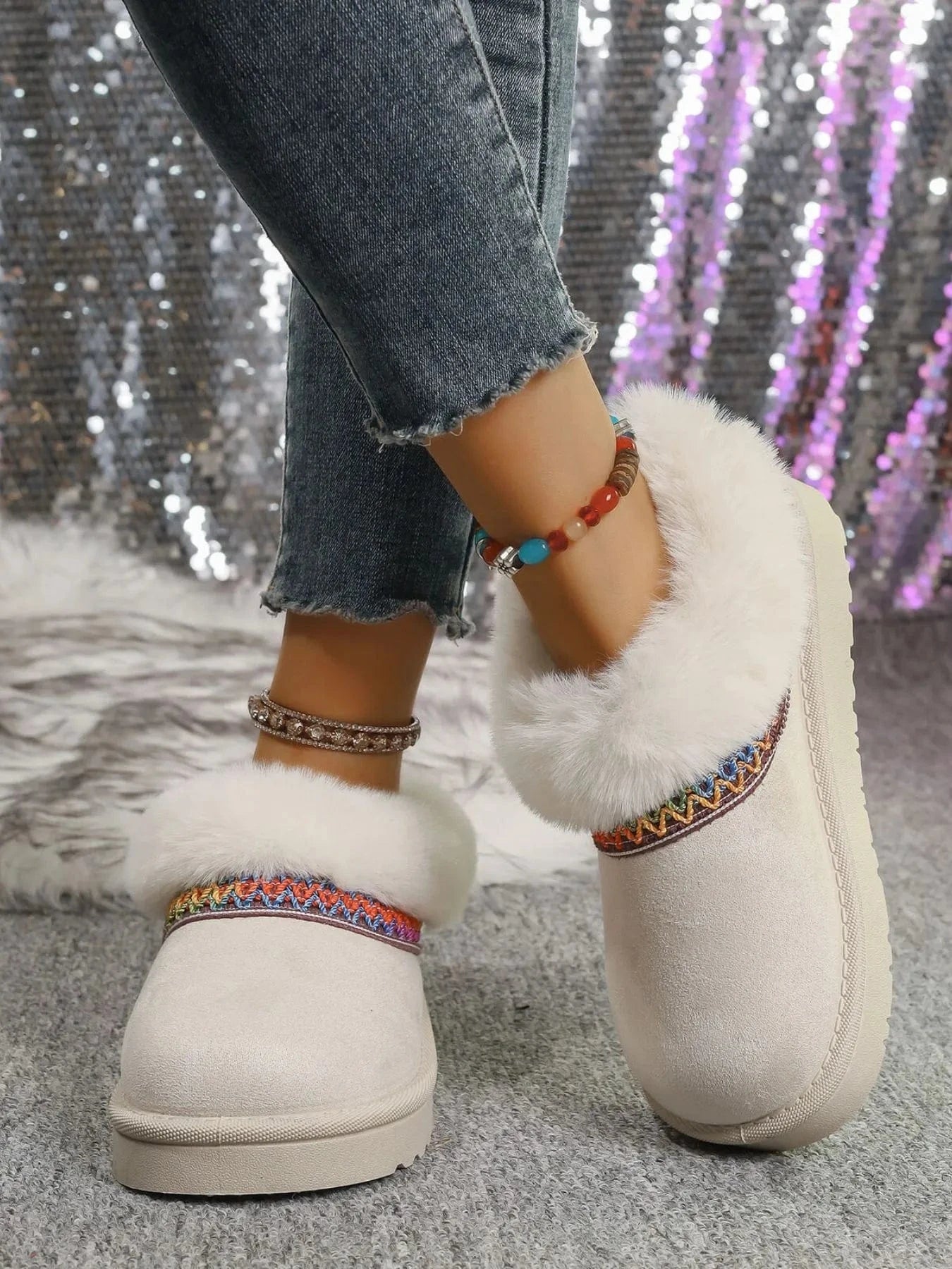 Round Toe Platform Boots - Fashorio