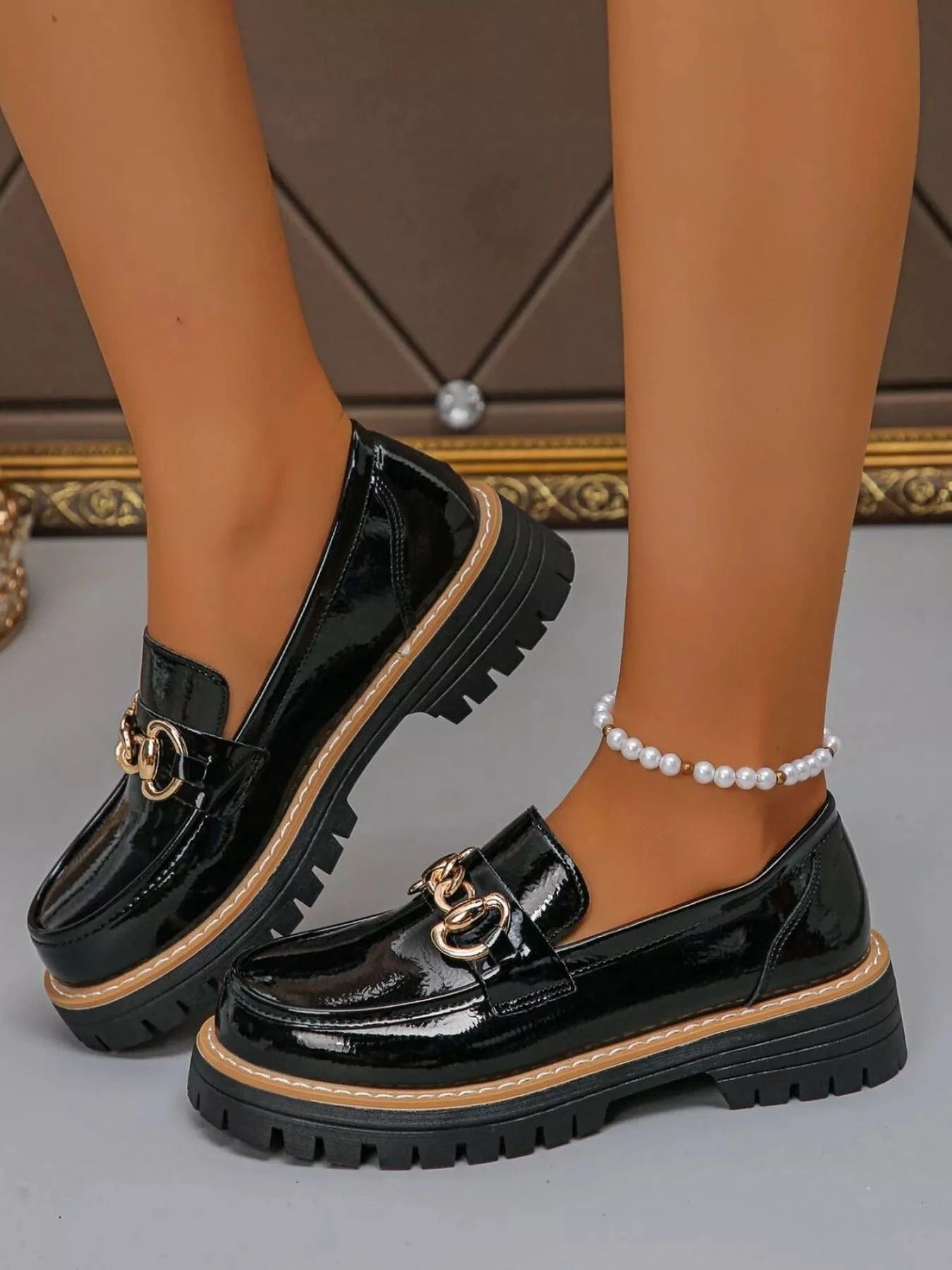 Round Toe Platform Loafers - Fashorio