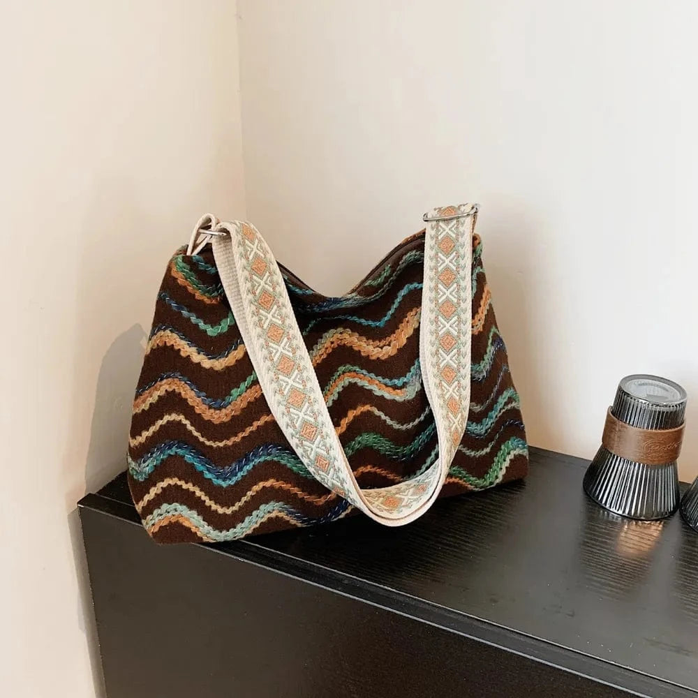 Adjustable Strap Medium Shoulder Bag - Fashorio