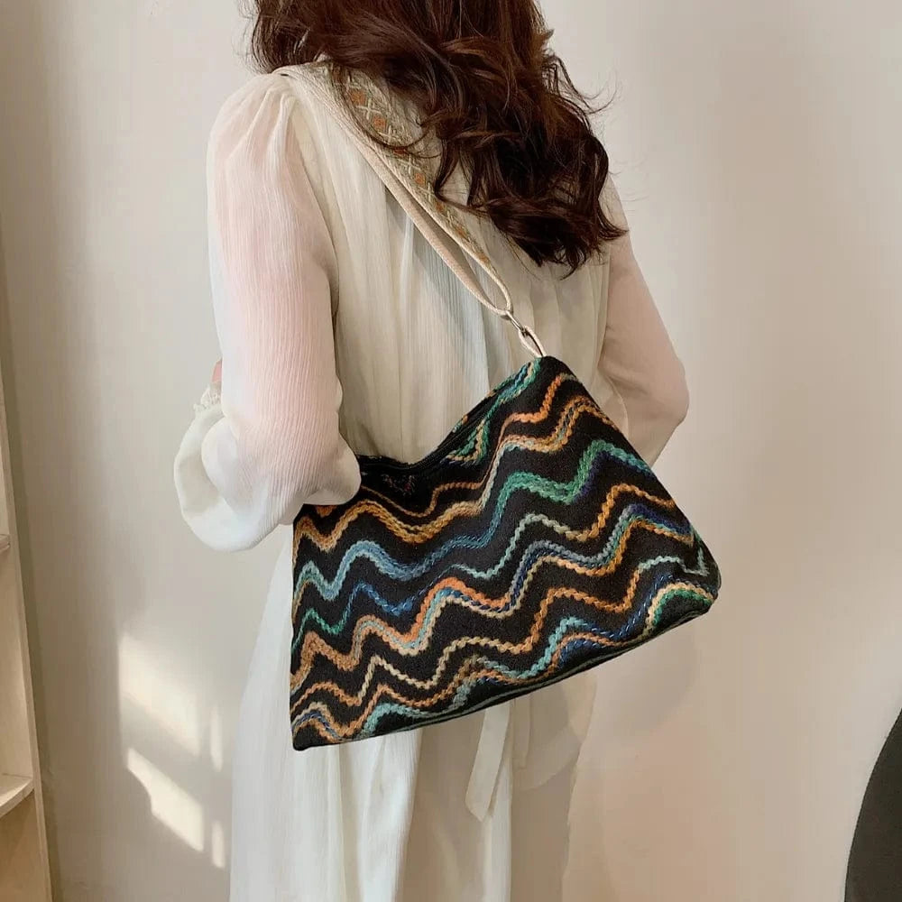 Adjustable Strap Medium Shoulder Bag - Fashorio