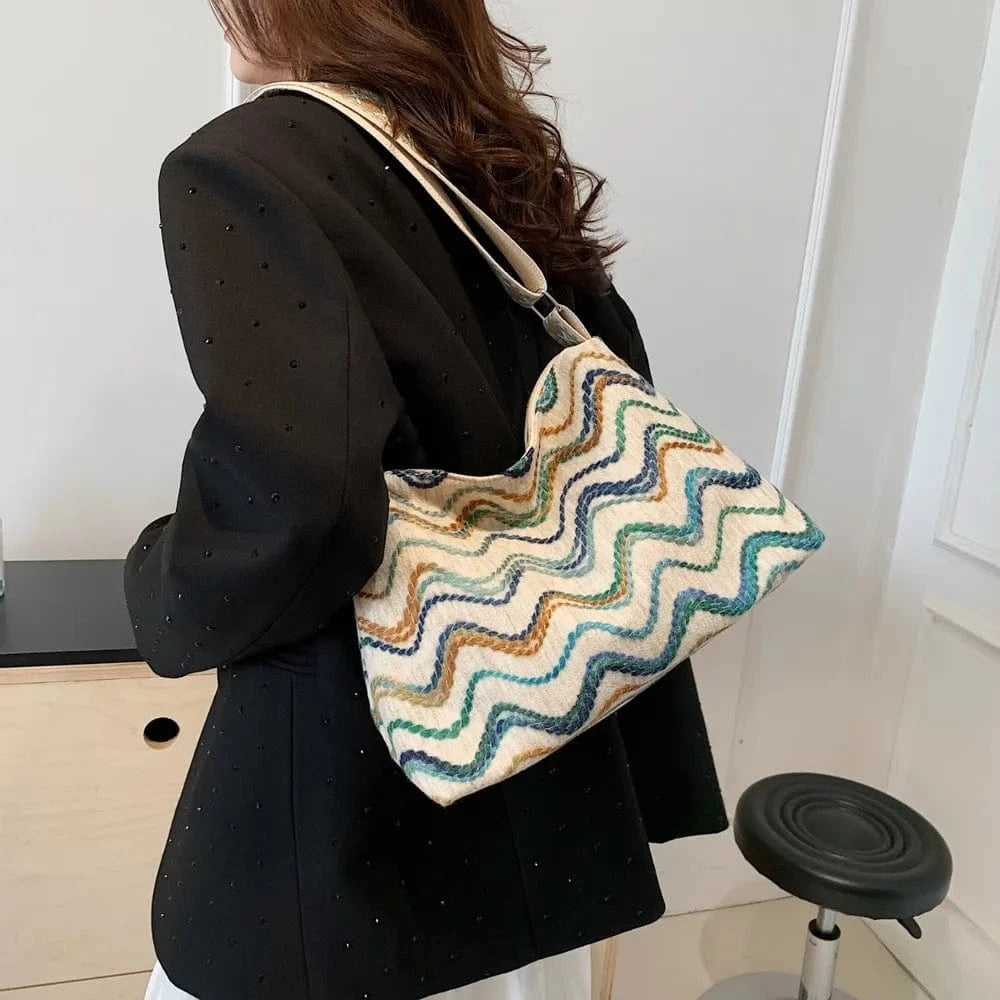 Adjustable Strap Medium Shoulder Bag - Fashorio