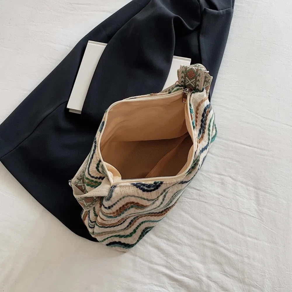 Adjustable Strap Medium Shoulder Bag - Fashorio