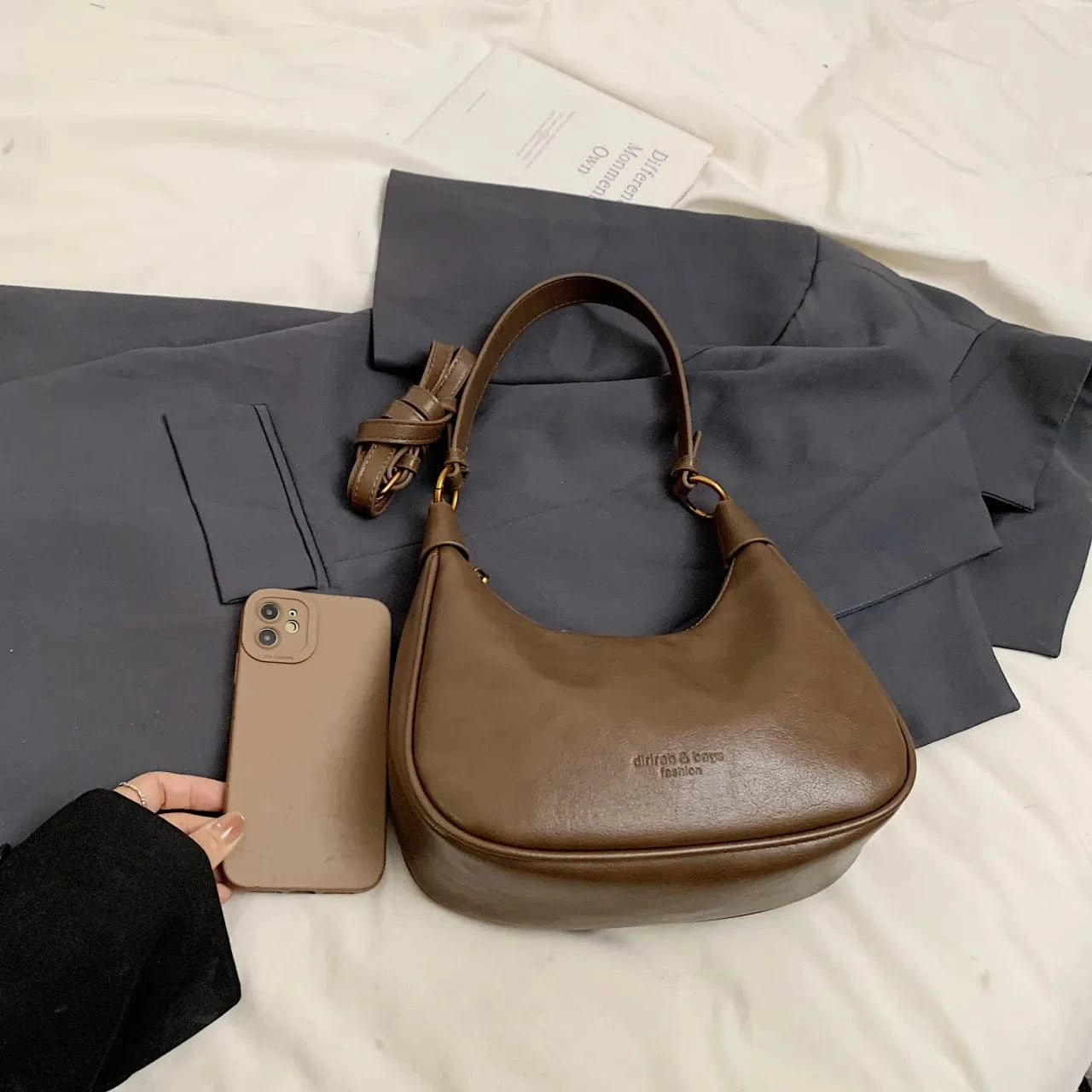 Curved Leather Shoulder Bag - Fashorio