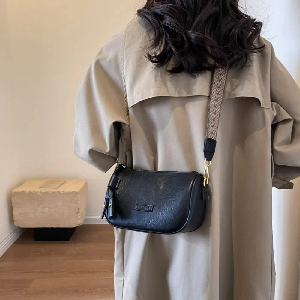 PU Leather Shoulder Bag - Fashorio