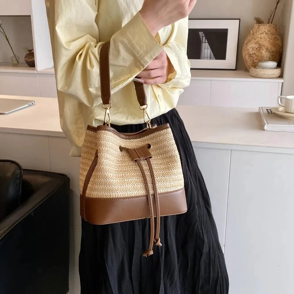 Straw Braided Shoulder Bag - Fashorio