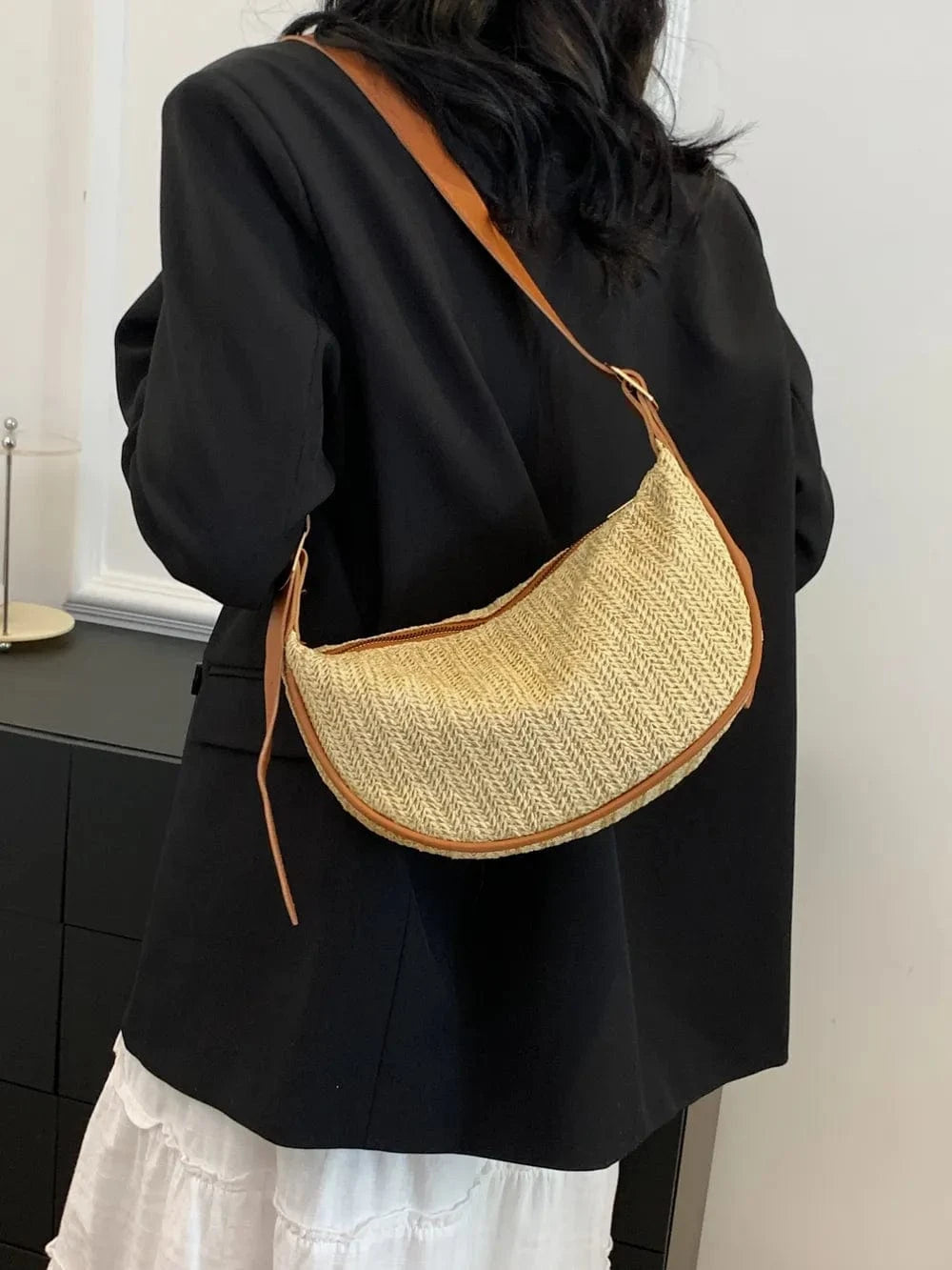 Straw Weave Adjustable Strap Shoulder Bag - Fashorio
