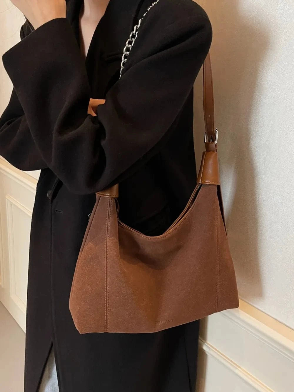 Suede Adjustable Strap Shoulder Bag - Fashorio