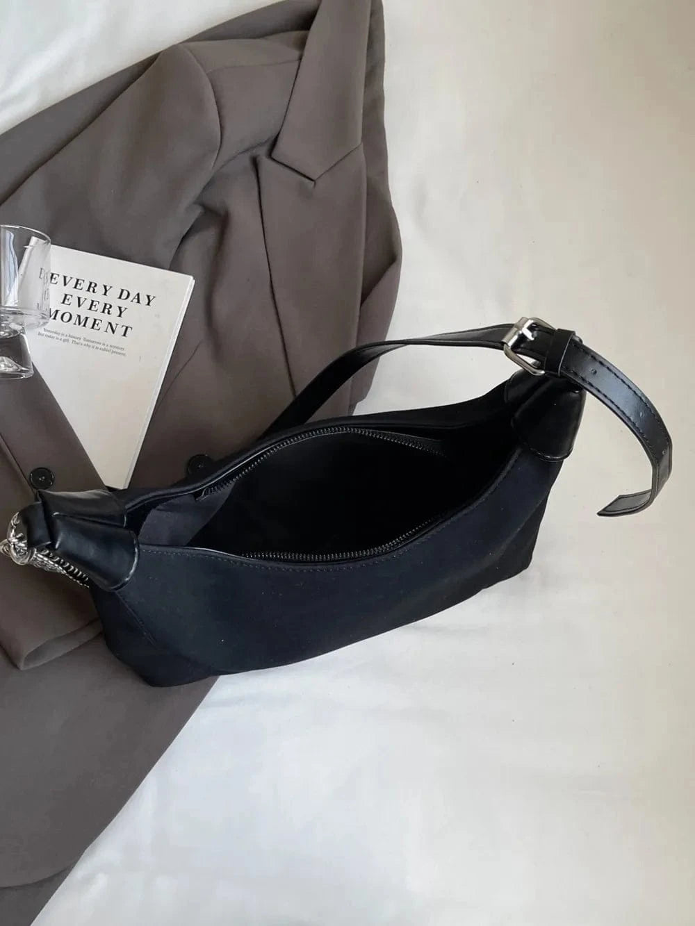 Suede Adjustable Strap Shoulder Bag - Fashorio