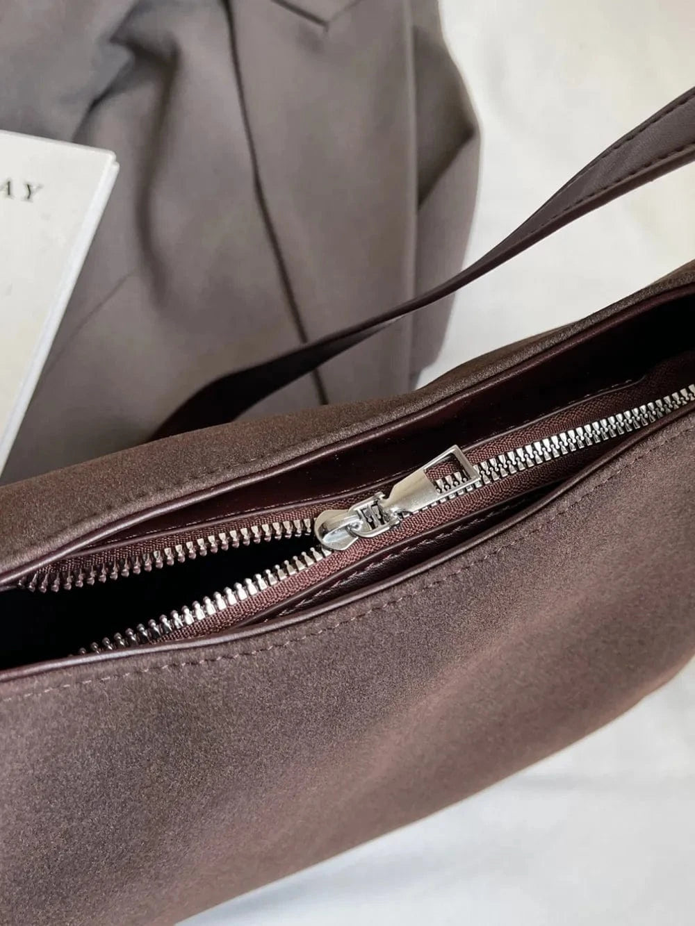 Suede Adjustable Strap Shoulder Bag - Fashorio