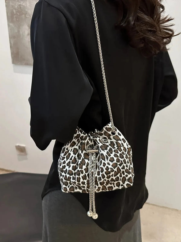 Leopard Chain Bucket Bag White One Size - Fashorio