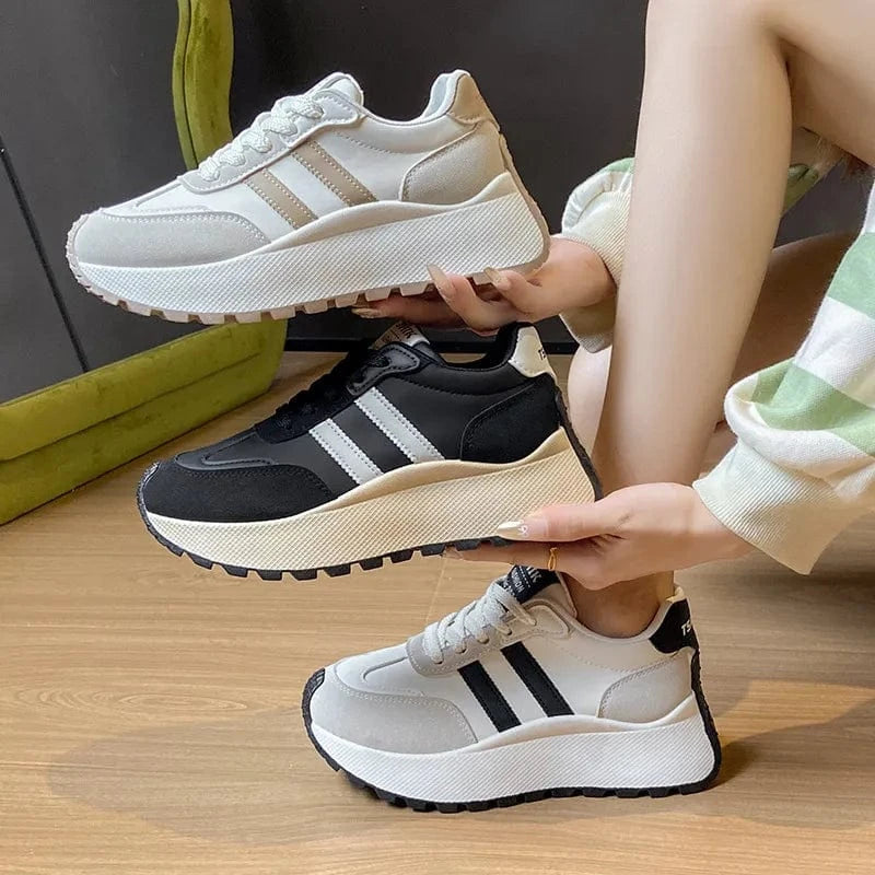 Side Striped Lace Up Platform Athletic Sneakers - Fashorio