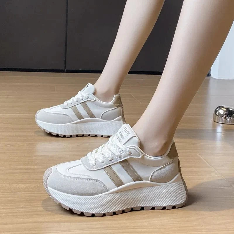 Side Striped Lace Up Platform Athletic Sneakers - Fashorio