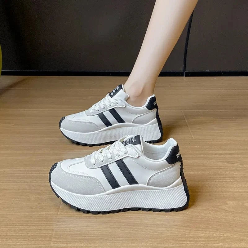 Side Striped Lace Up Platform Athletic Sneakers - Fashorio
