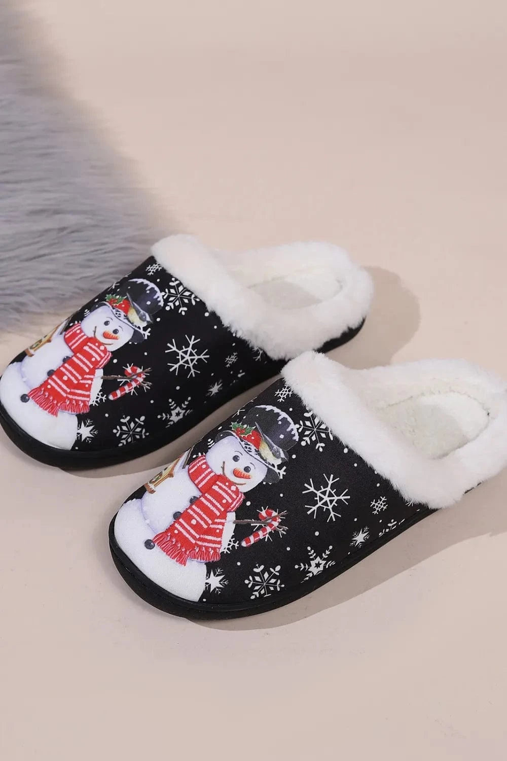 Snowman Round Toe Faux Fur Slippers - Fashorio