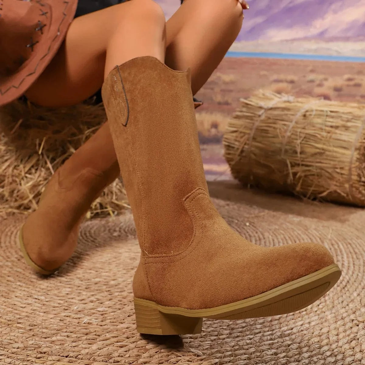 Suede Block Heels Boots - Fashorio