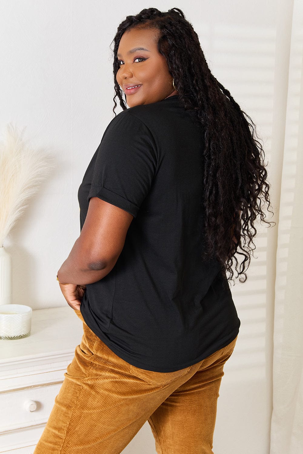 Simply Love BE KIND Graphic Round Neck T-Shirt - Fashorio