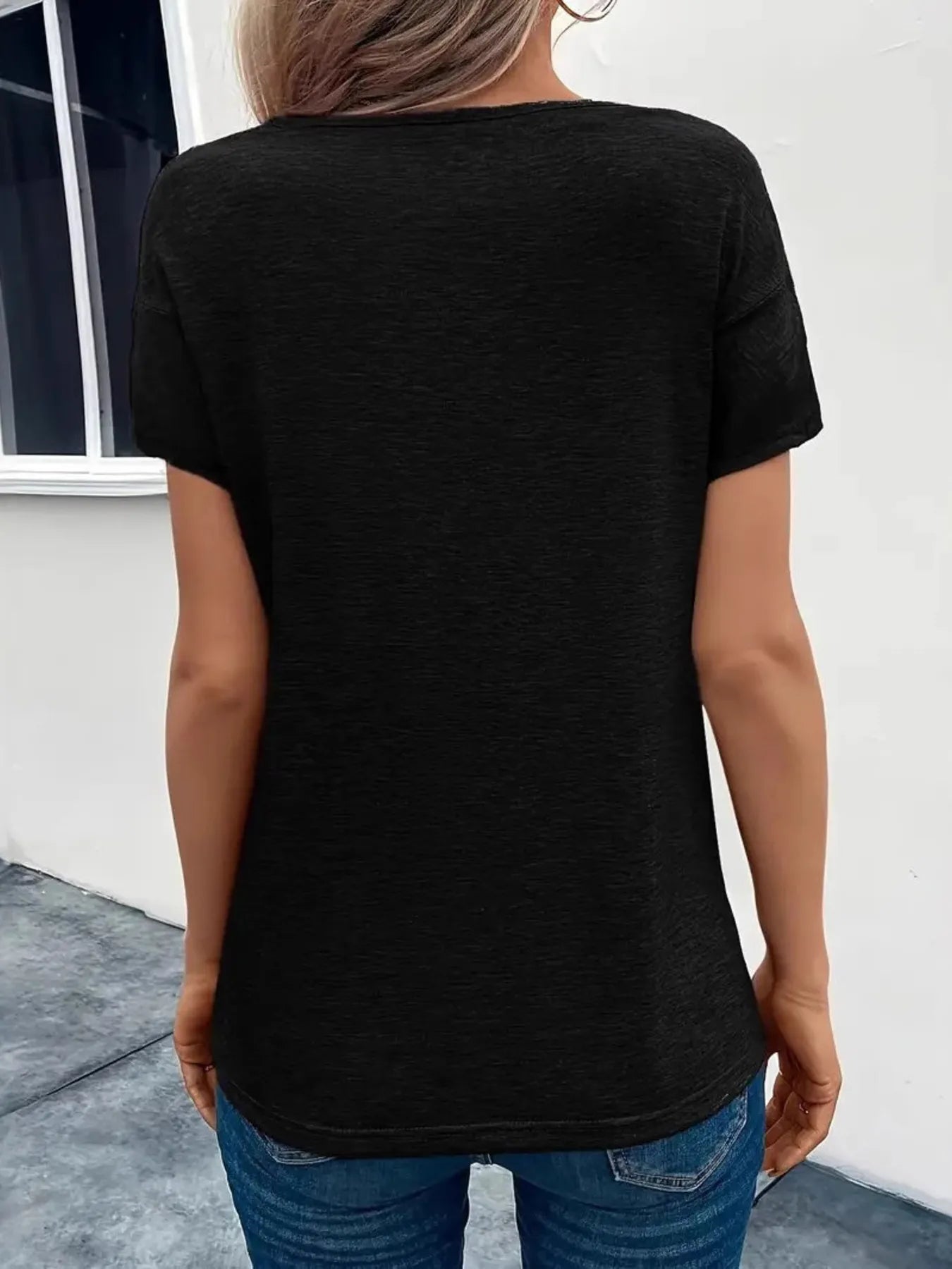 Short Sleeve V-Neck Ruched T-Shirt - Fashorio