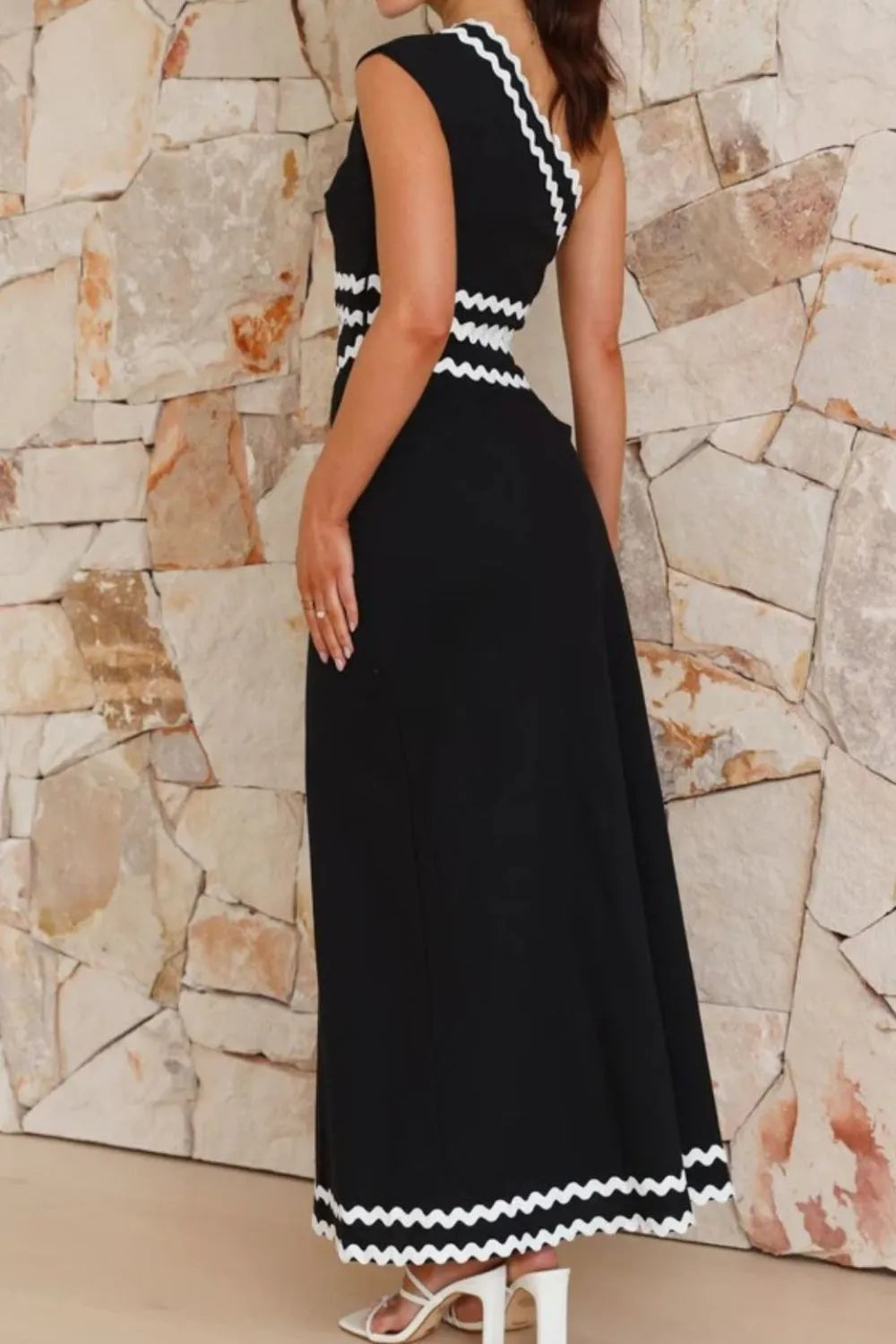 Single shoulder dress back view