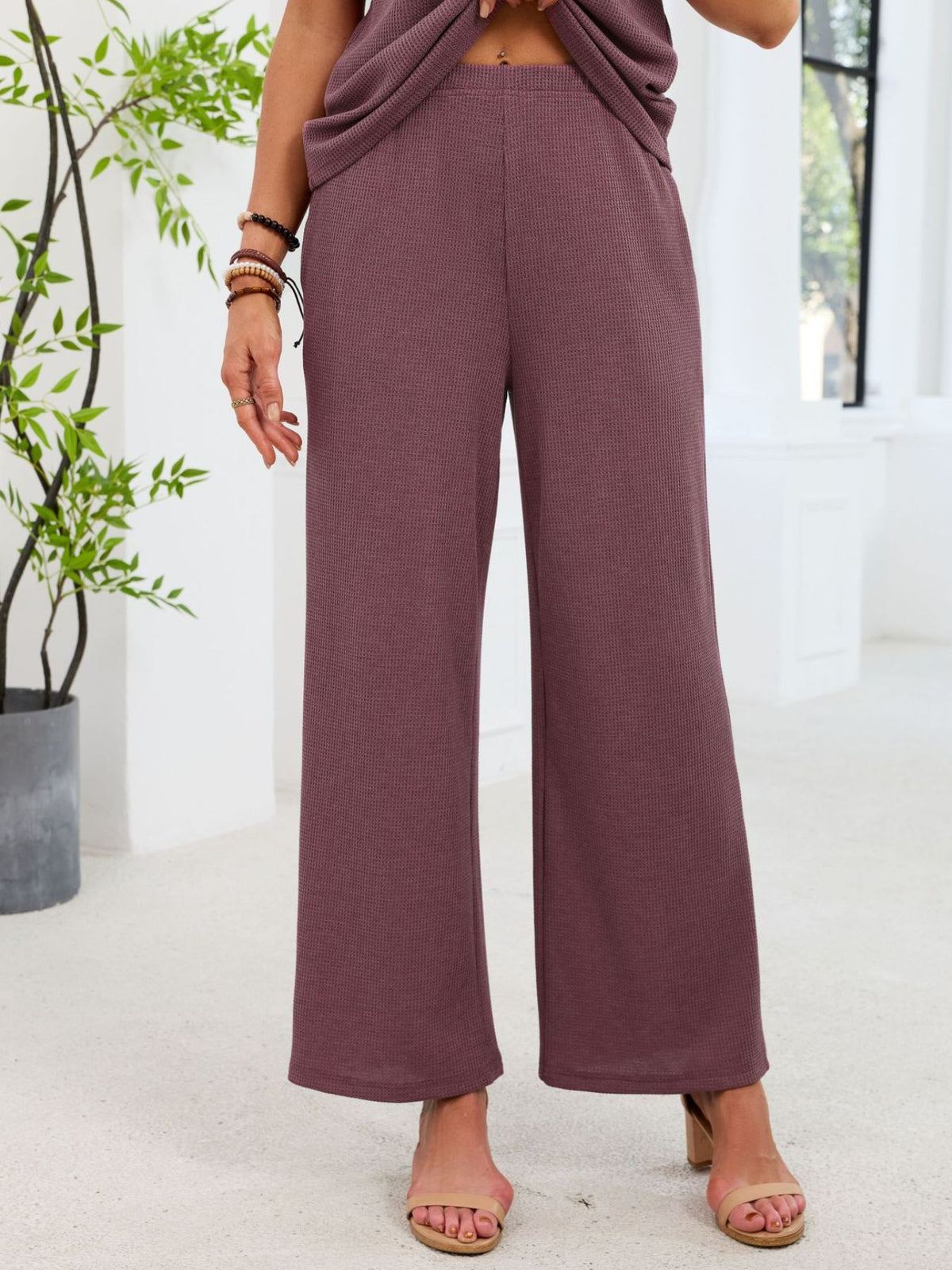 Lace cutout top and pants set full look