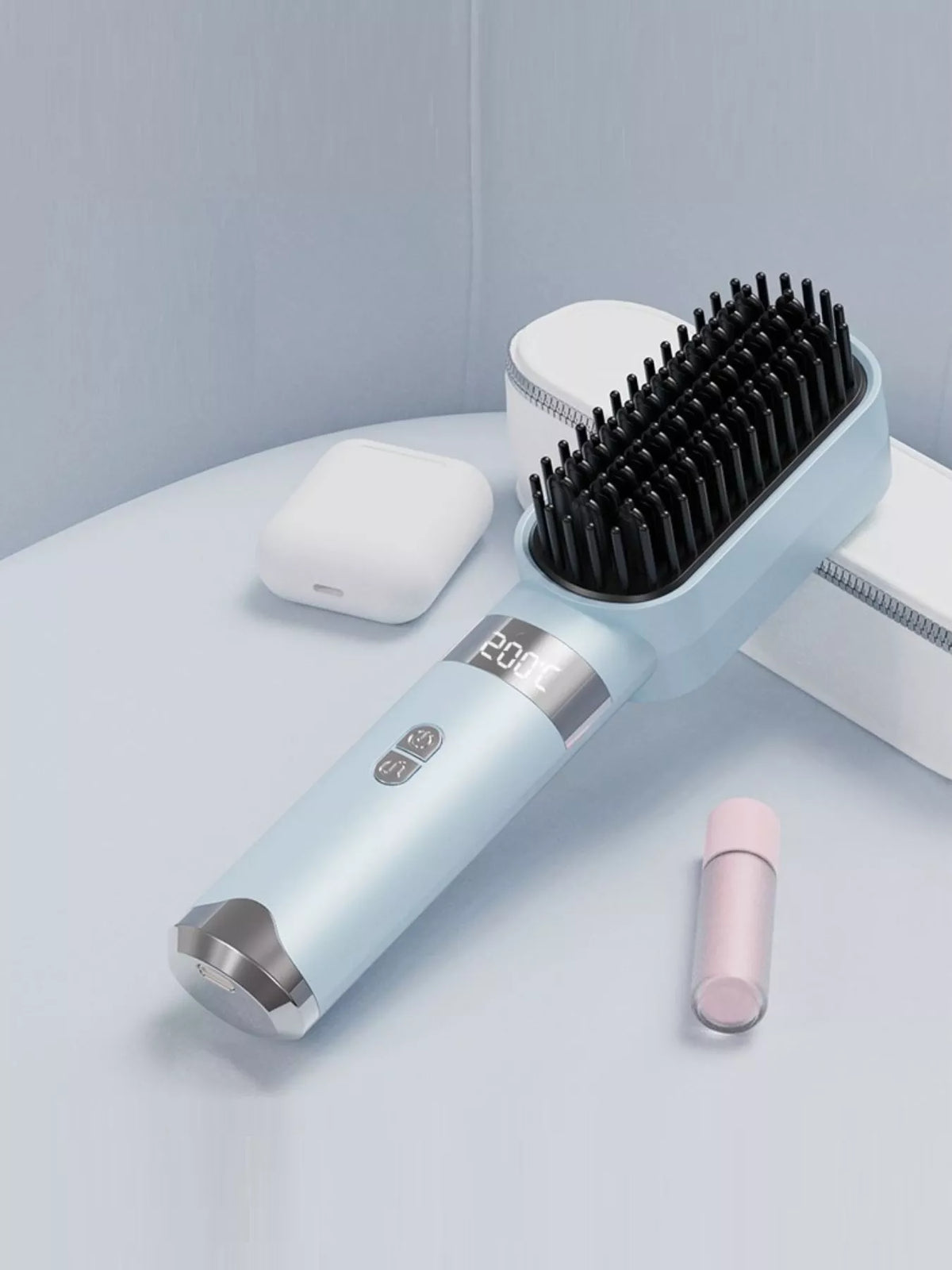 Straightening brush cordless design