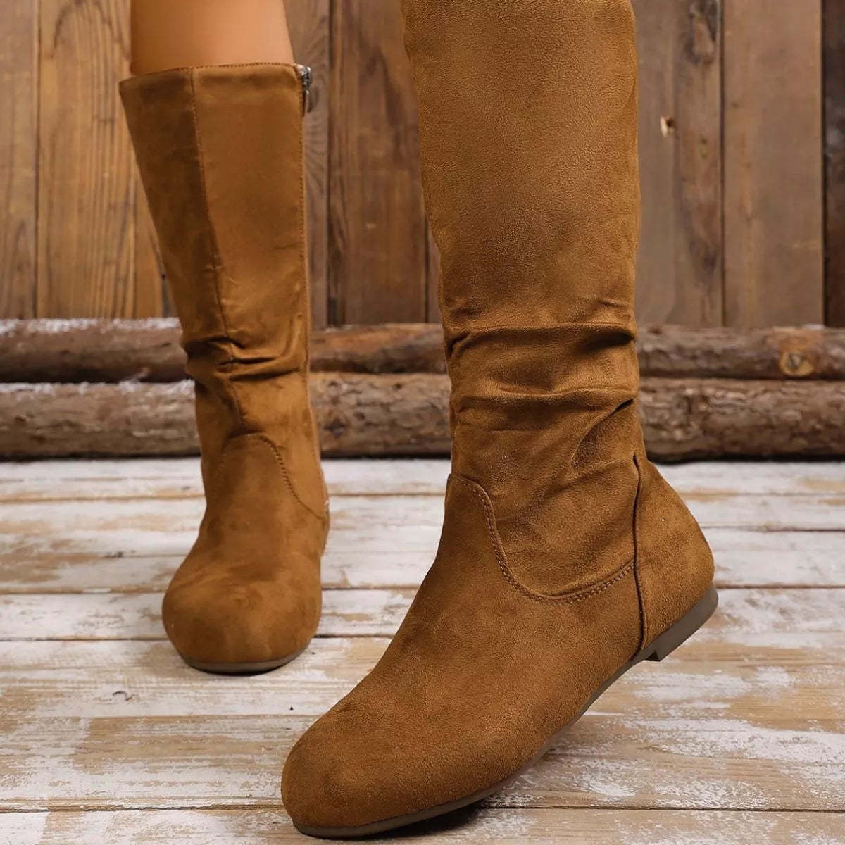 Round toe side zip boots inner lining view