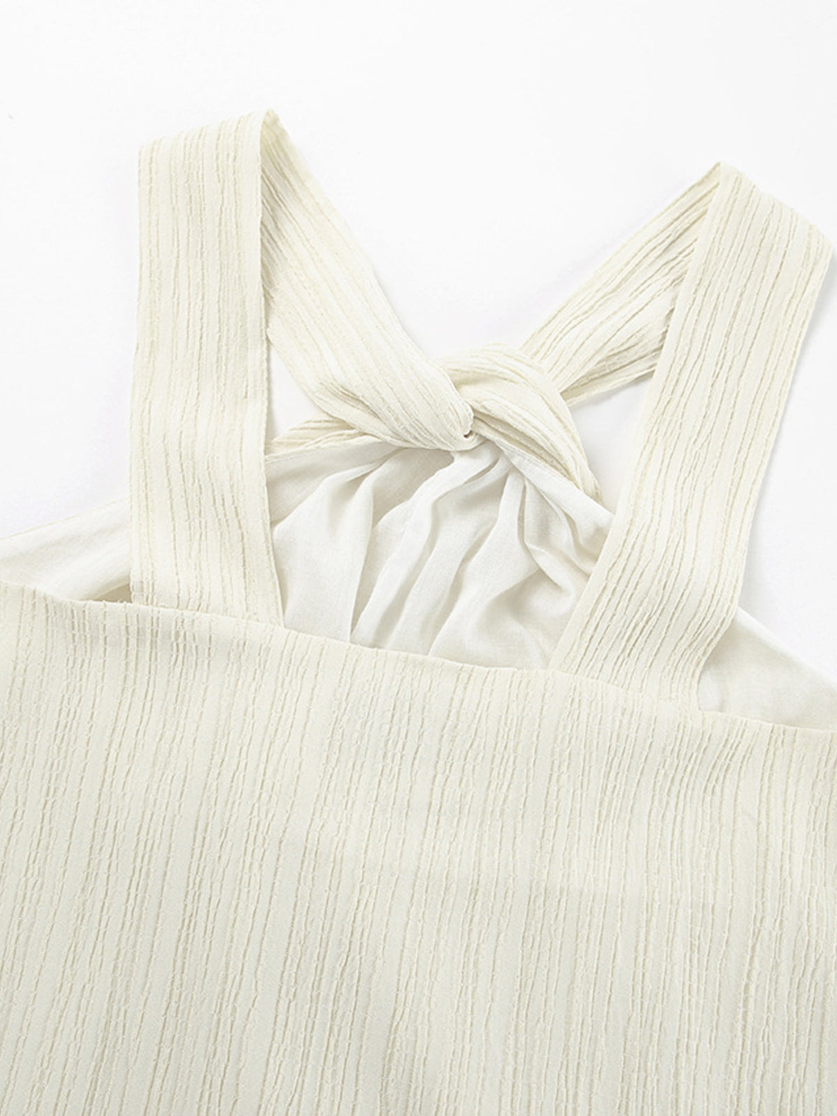 halter neck flowy maxi dress neckline detail