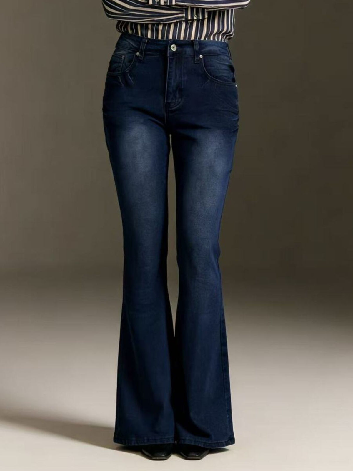 Vintage flare jeans pocket detail