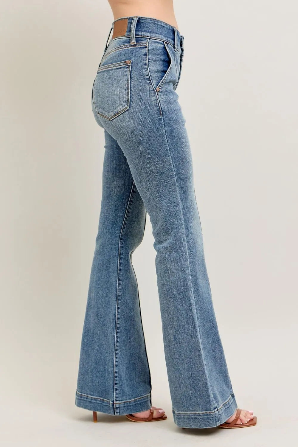Judy Blue Full Size High-Waist Flare Denim Jeans with Front Seam Detail Plus Size - Fashorio