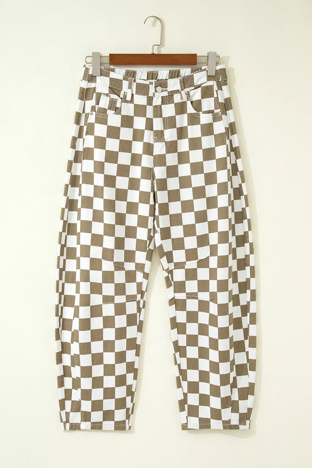 Khaki barrel pants back view with pockets