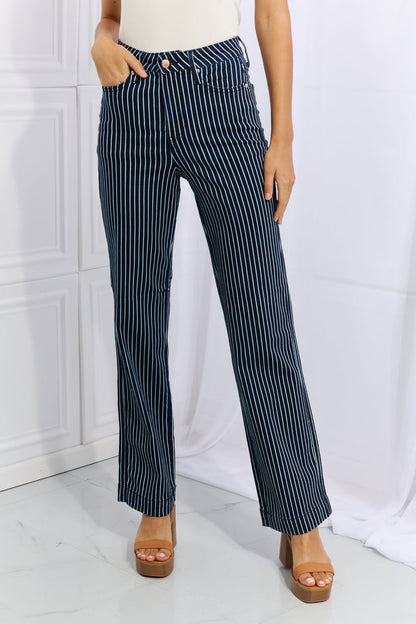 Judy Blue Cassidy High Waisted Tummy Control Striped Jeans – Full Size - Fashorio